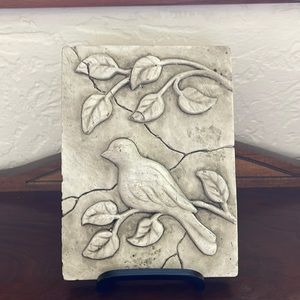 Stonebriar Cement Bird Plaque